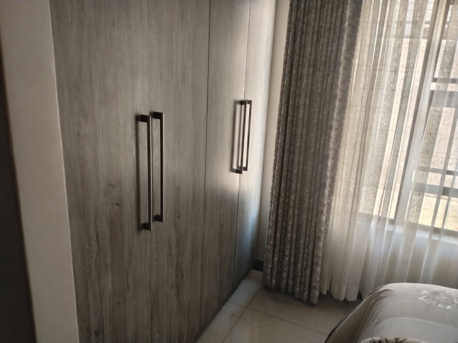 4 Bedroom Property for Sale in Meredale Gauteng