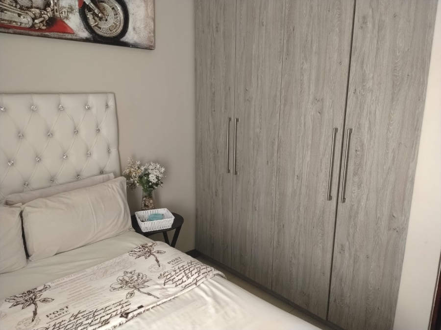 4 Bedroom Property for Sale in Meredale Gauteng