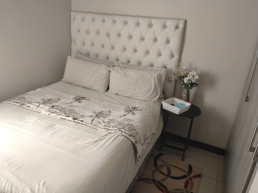 4 Bedroom Property for Sale in Meredale Gauteng