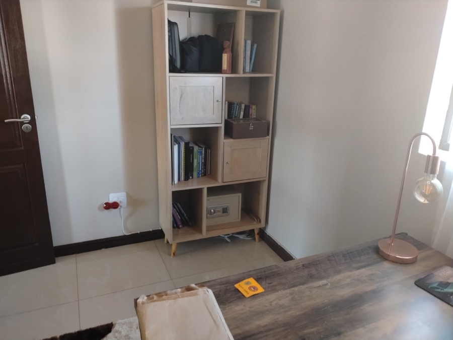 4 Bedroom Property for Sale in Meredale Gauteng