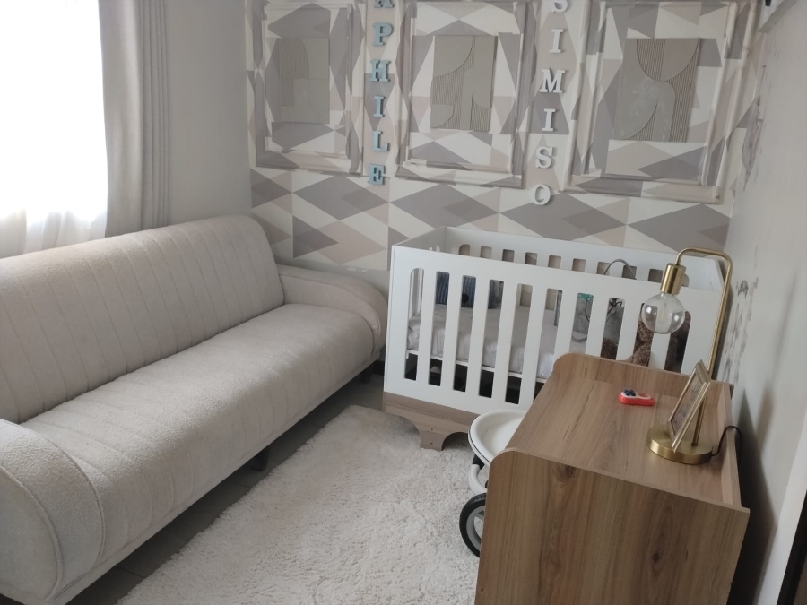 4 Bedroom Property for Sale in Meredale Gauteng