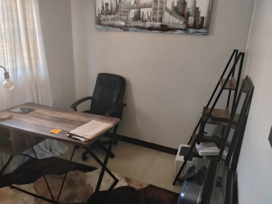 4 Bedroom Property for Sale in Meredale Gauteng