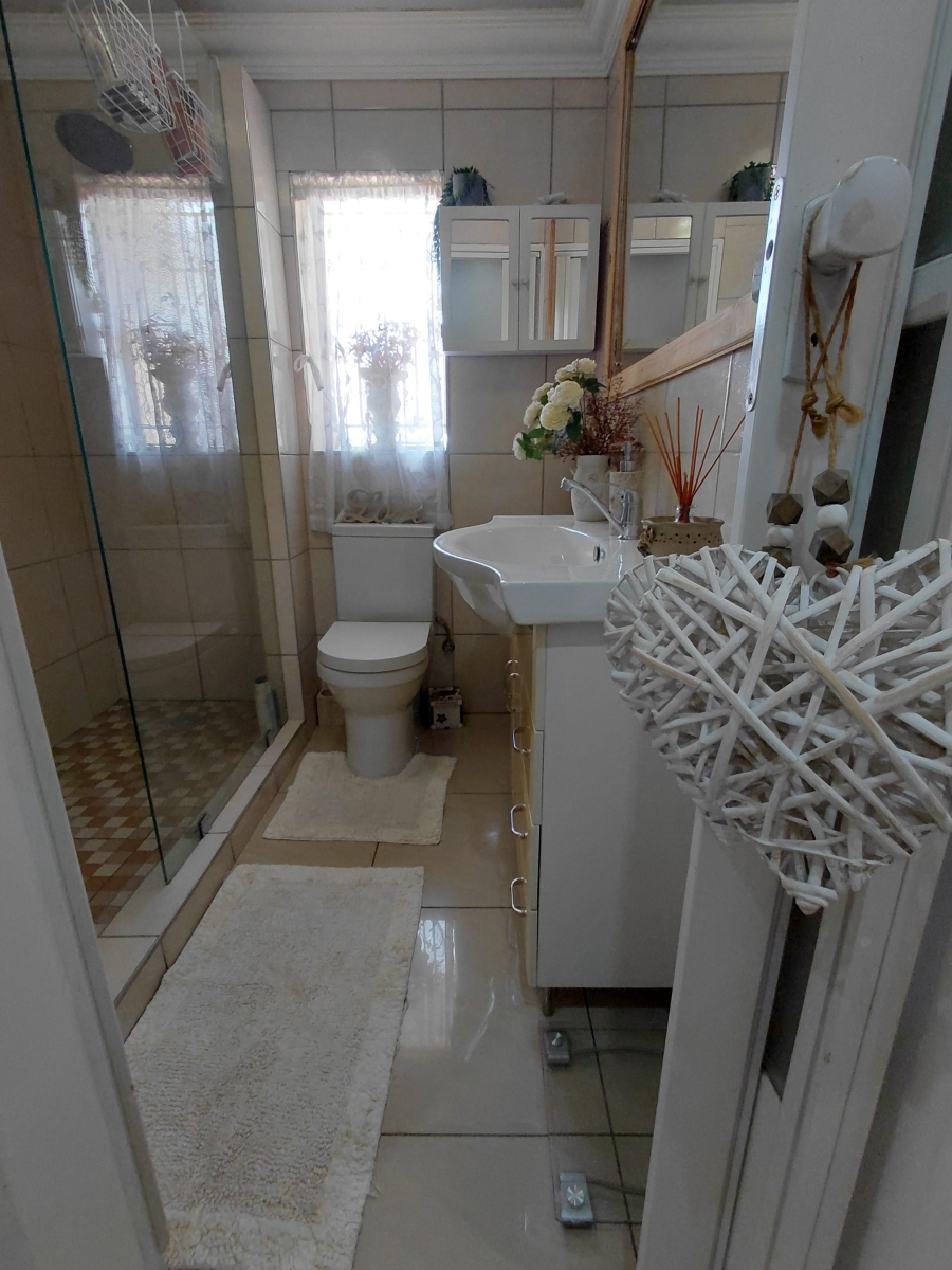 2 Bedroom Property for Sale in Elandspark Gauteng