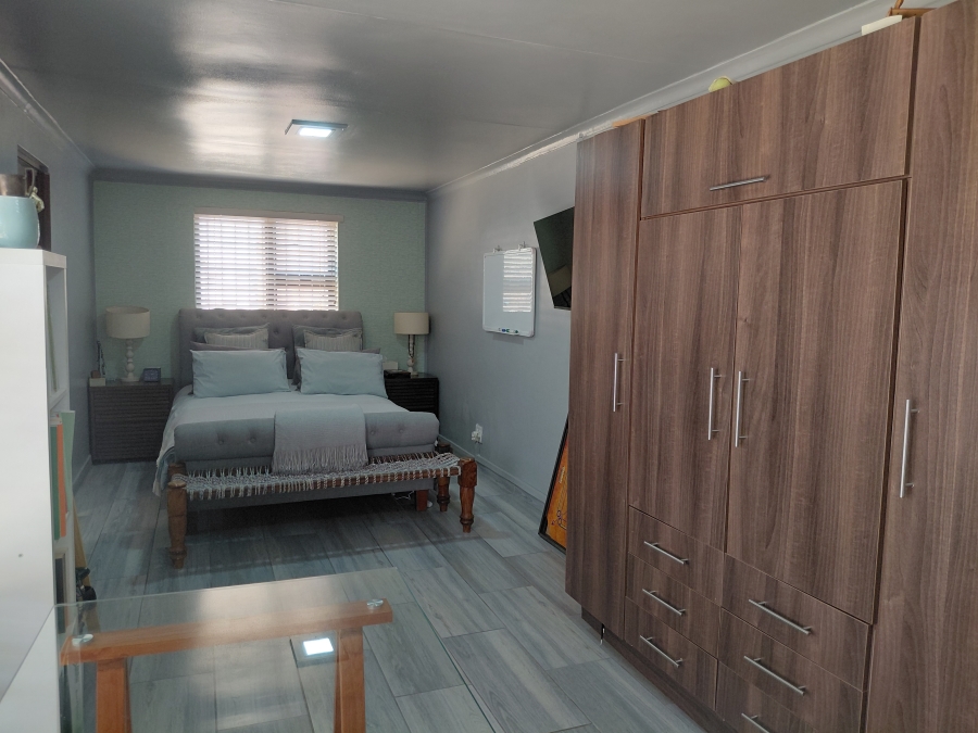 2 Bedroom Property for Sale in Elandspark Gauteng