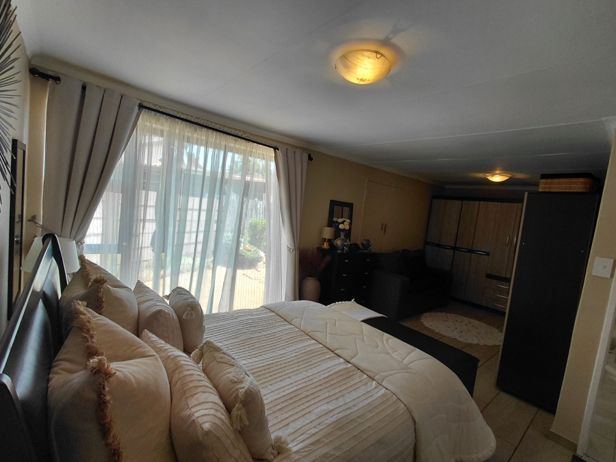 2 Bedroom Property for Sale in Elandspark Gauteng
