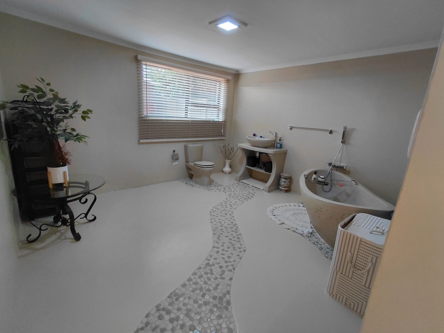 2 Bedroom Property for Sale in Elandspark Gauteng