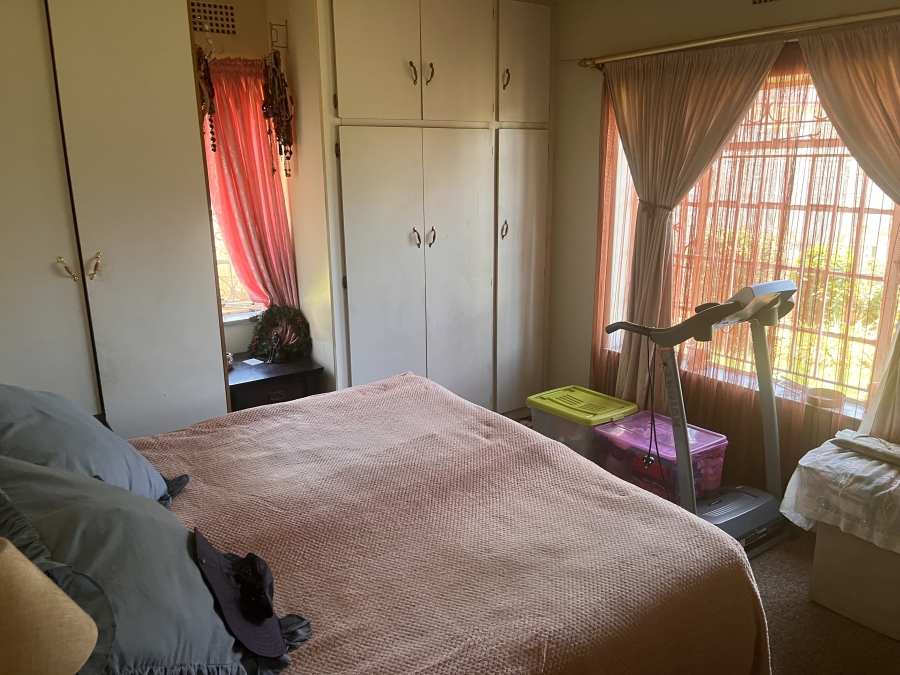 3 Bedroom Property for Sale in South Hills Gauteng