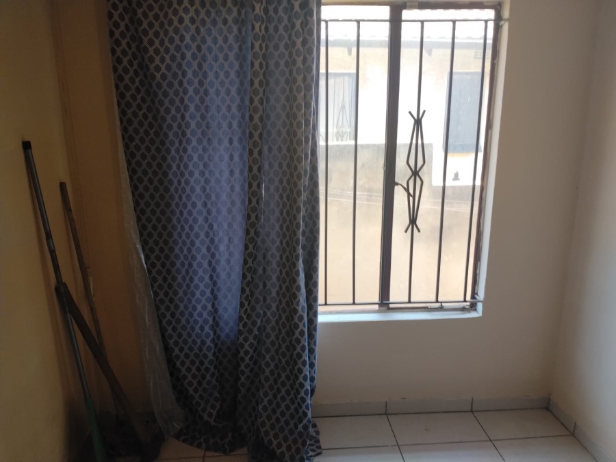 2 Bedroom Property for Sale in Naturena Gauteng