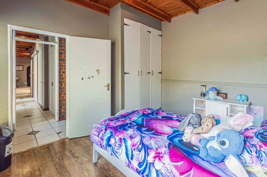 5 Bedroom Property for Sale in Randhart Gauteng