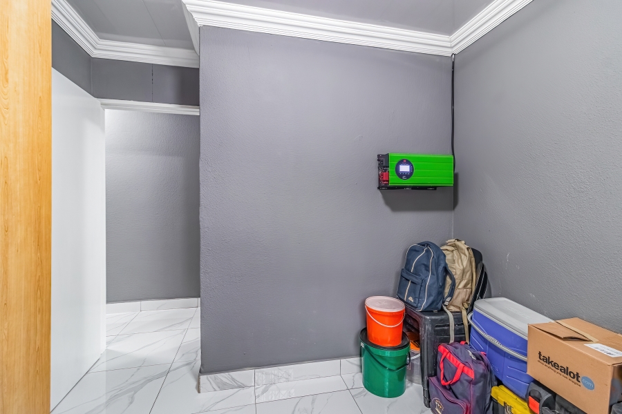 3 Bedroom Property for Sale in Ormonde View Gauteng