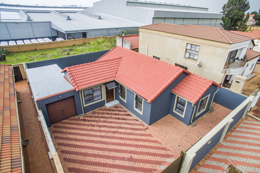 3 Bedroom Property for Sale in Ormonde View Gauteng