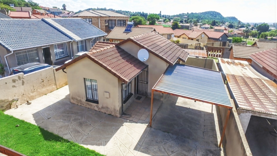 2 Bedroom Property for Sale in Meredale Gauteng