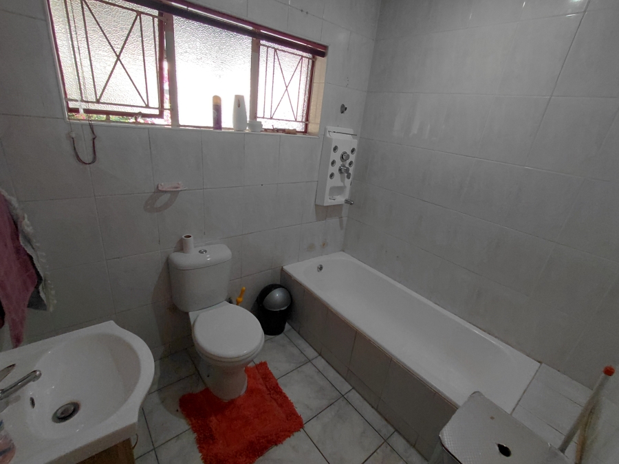 4 Bedroom Property for Sale in Alberton Central Gauteng