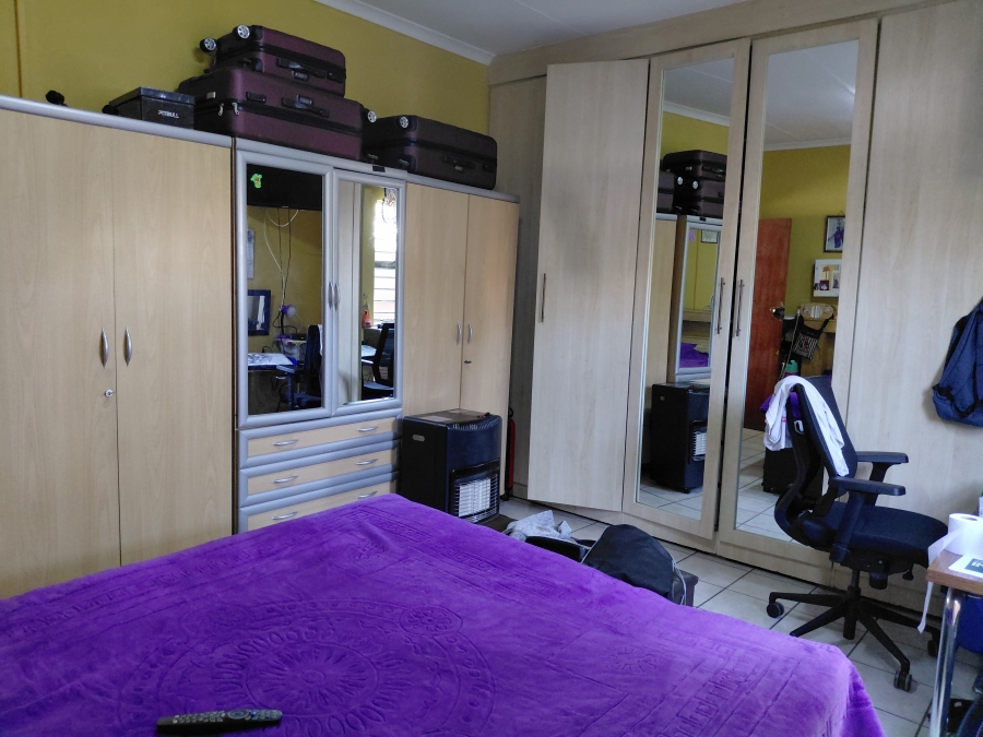 4 Bedroom Property for Sale in Alberton Central Gauteng