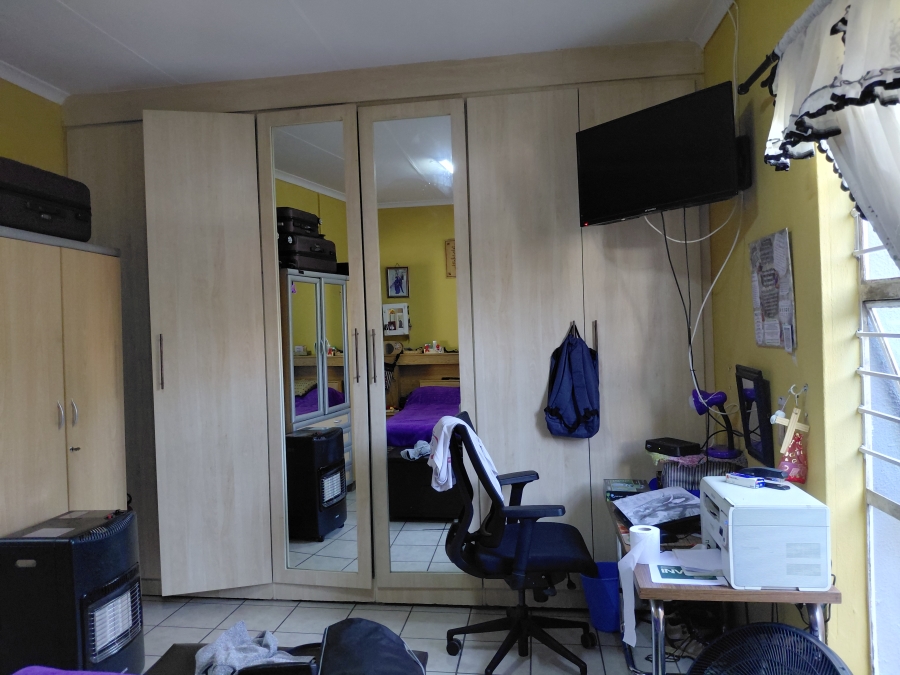 4 Bedroom Property for Sale in Alberton Central Gauteng