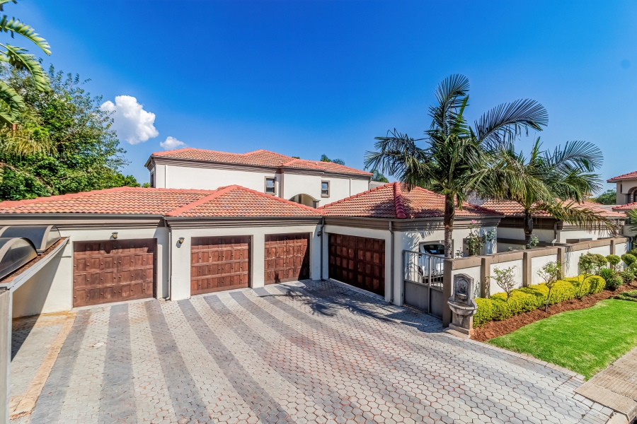 5 Bedroom Property for Sale in Ruimsig Country Estate Gauteng