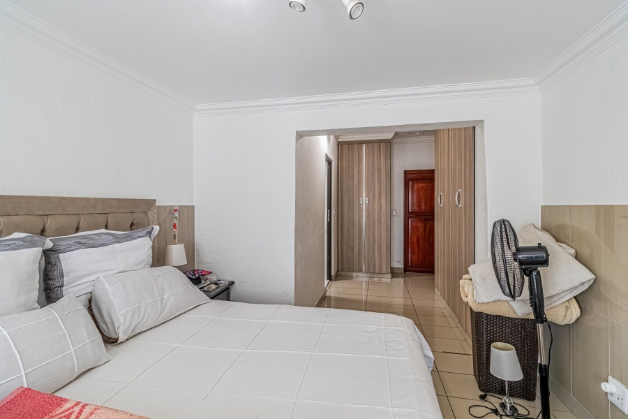 5 Bedroom Property for Sale in Ruimsig Country Estate Gauteng