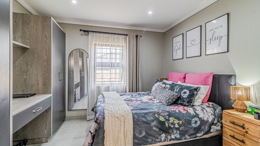 3 Bedroom Property for Sale in Lion Pride Gauteng