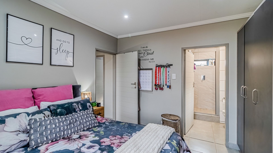 3 Bedroom Property for Sale in Lion Pride Gauteng