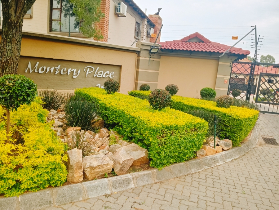 3 Bedroom Property for Sale in Equestria Gauteng