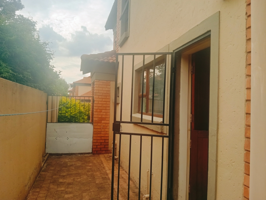 3 Bedroom Property for Sale in Equestria Gauteng