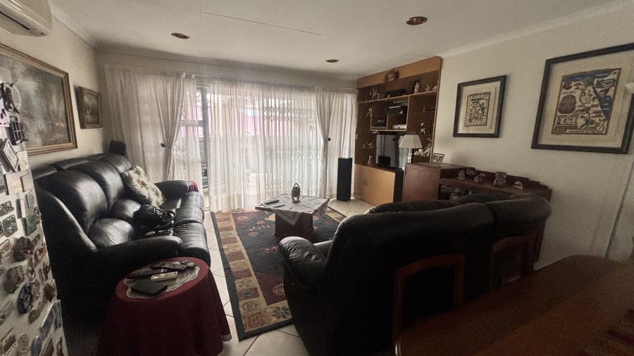 2 Bedroom Property for Sale in Terenure Gauteng