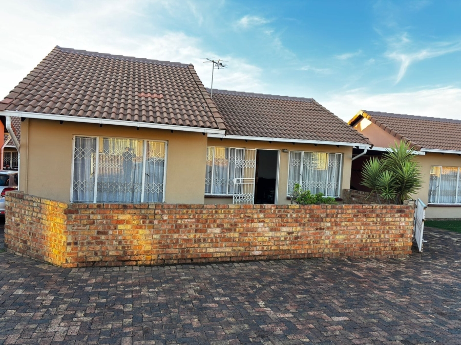 3 Bedroom Property for Sale in Ormonde Gauteng