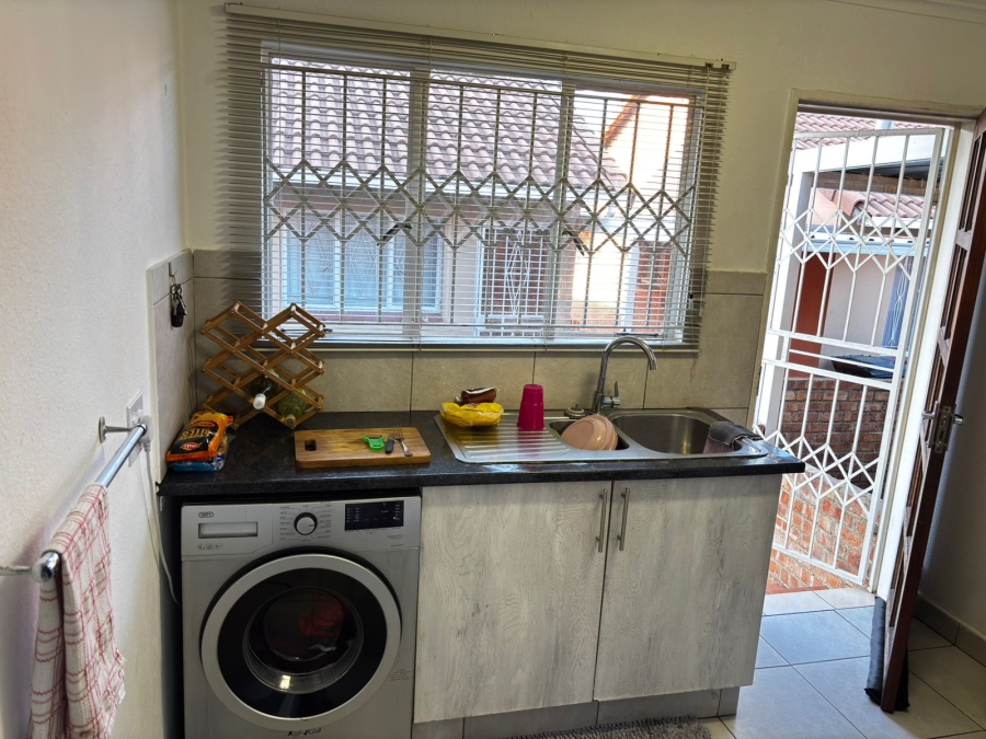3 Bedroom Property for Sale in Ormonde Gauteng