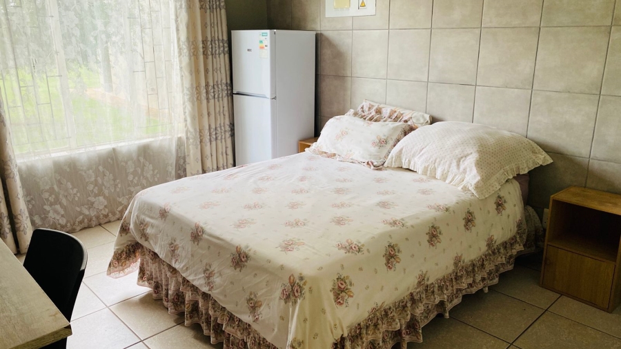 To Let 1 Bedroom Property for Rent in Ruimsig Gauteng