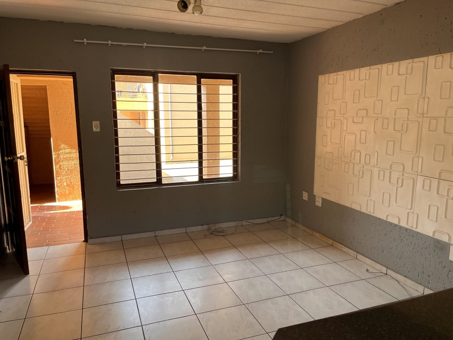 2 Bedroom Property for Sale in Florida Gauteng