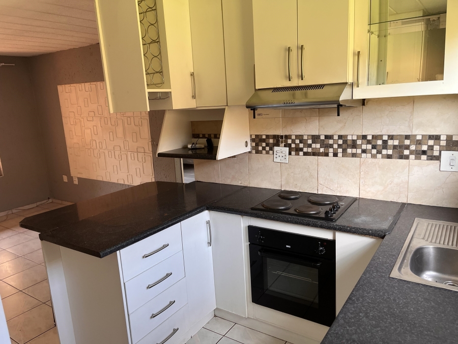 2 Bedroom Property for Sale in Florida Gauteng