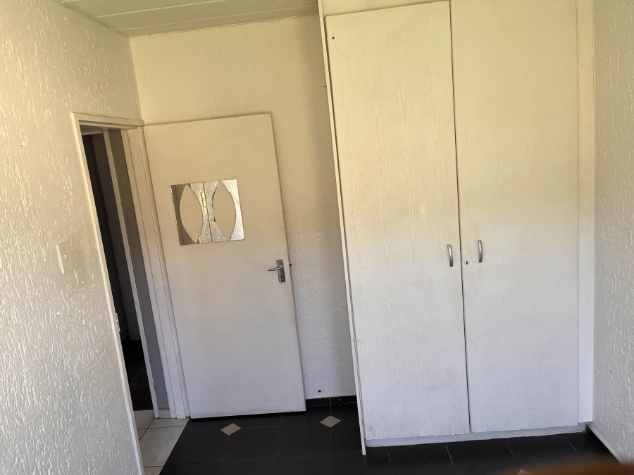 2 Bedroom Property for Sale in Florida Gauteng