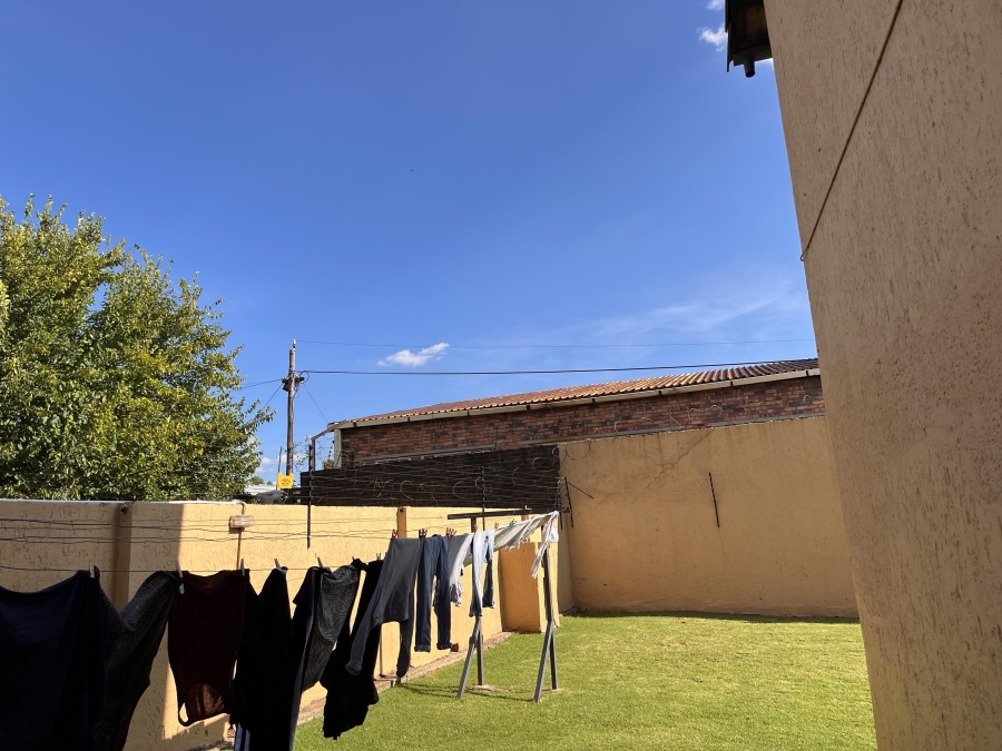 2 Bedroom Property for Sale in Florida Gauteng