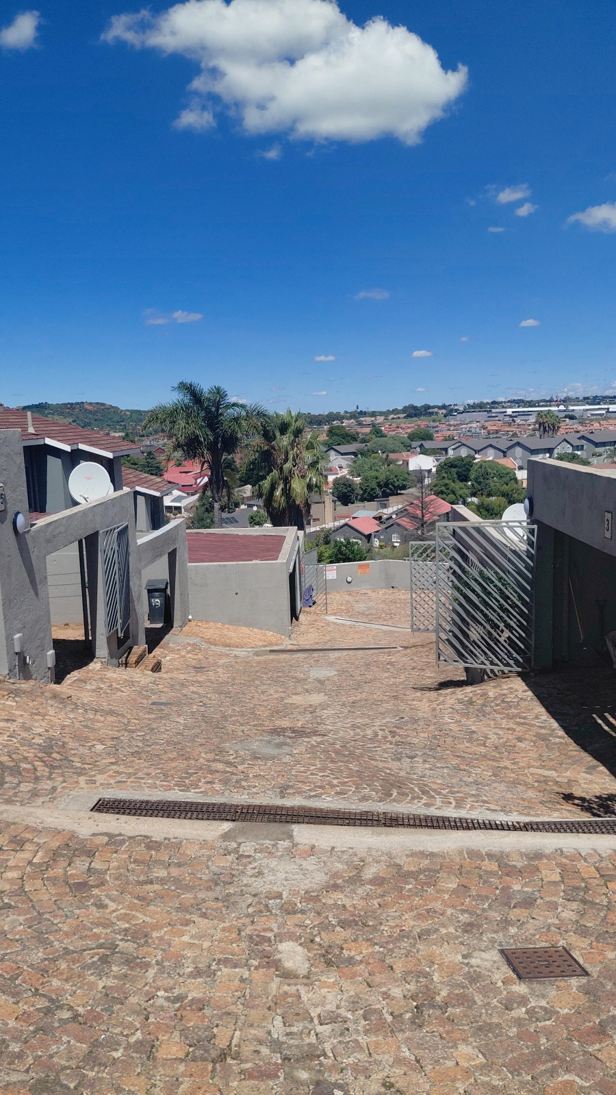 3 Bedroom Property for Sale in Johannesburg Central Gauteng