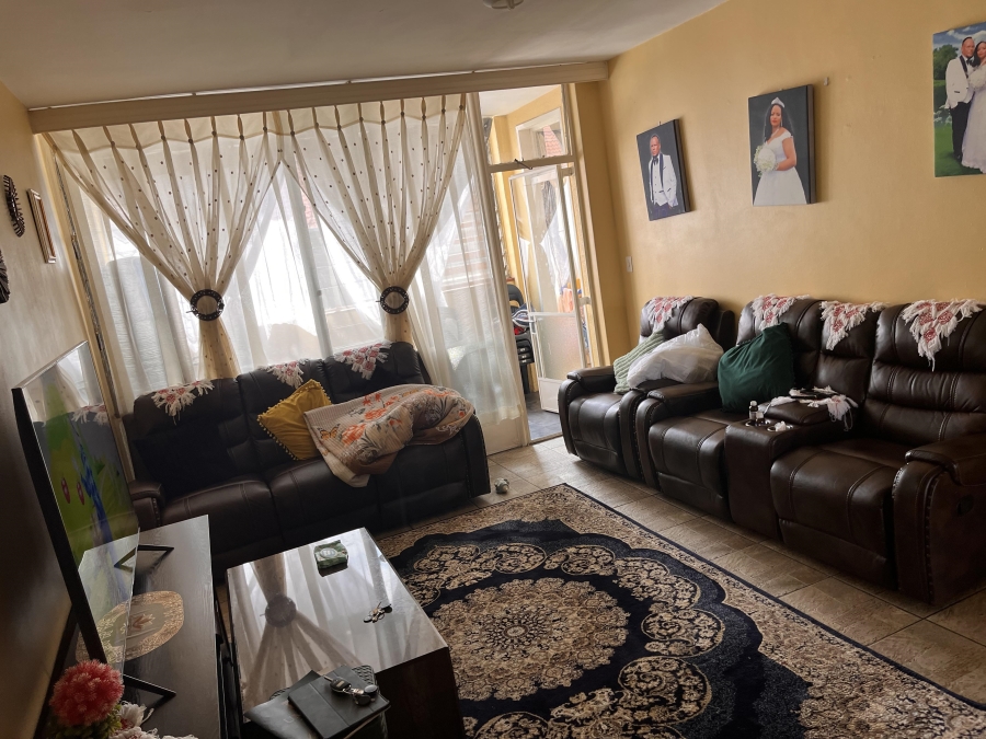 2 Bedroom Property for Sale in Florida Gauteng