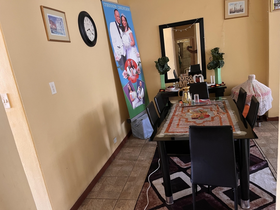 2 Bedroom Property for Sale in Florida Gauteng