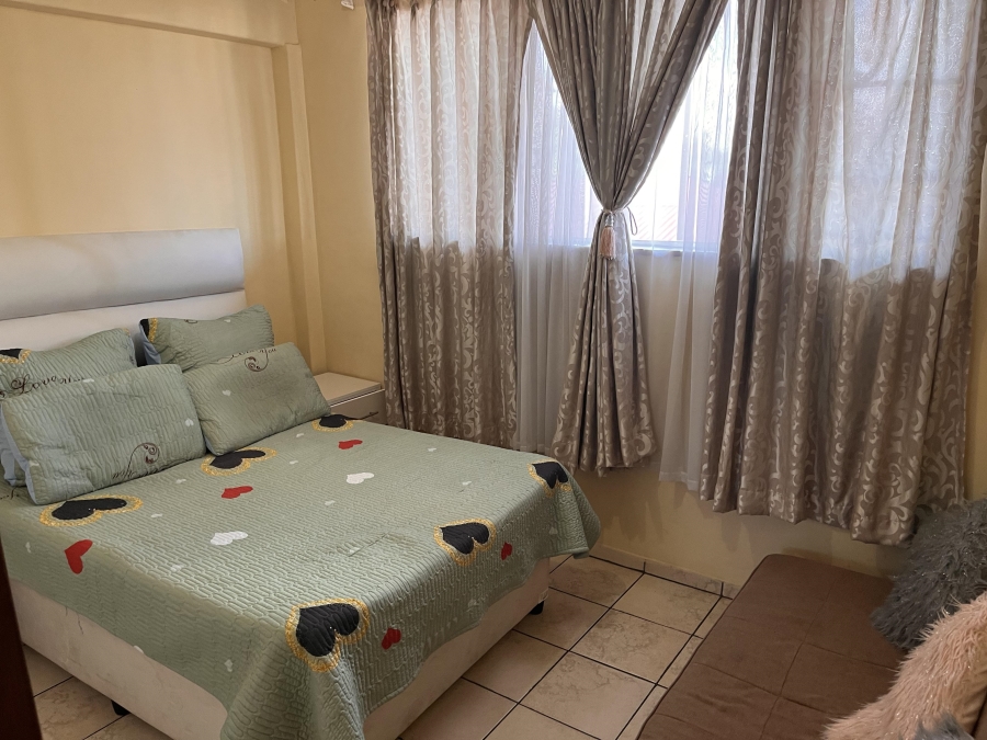 2 Bedroom Property for Sale in Florida Gauteng
