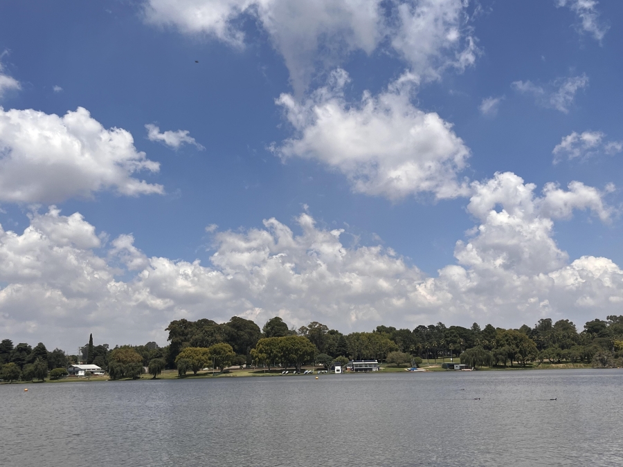 2 Bedroom Property for Sale in Florida Lake Gauteng