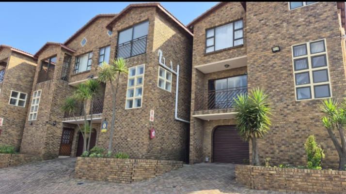 2 Bedroom Property for Sale in Ridgeway Gauteng