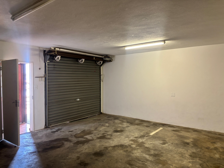 2 Bedroom Property for Sale in Ridgeway Gauteng