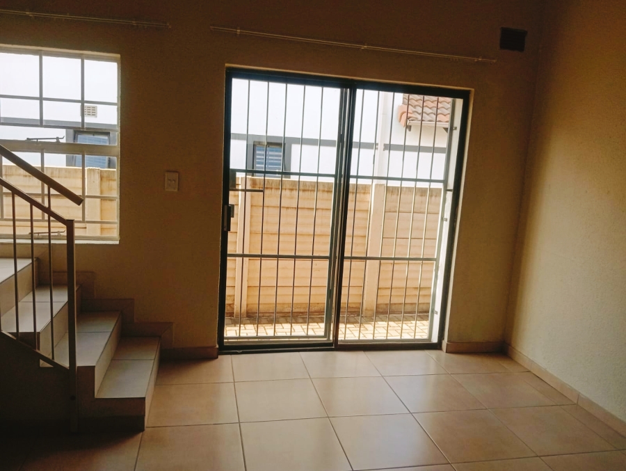 To Let 4 Bedroom Property for Rent in Pretoria West Gauteng