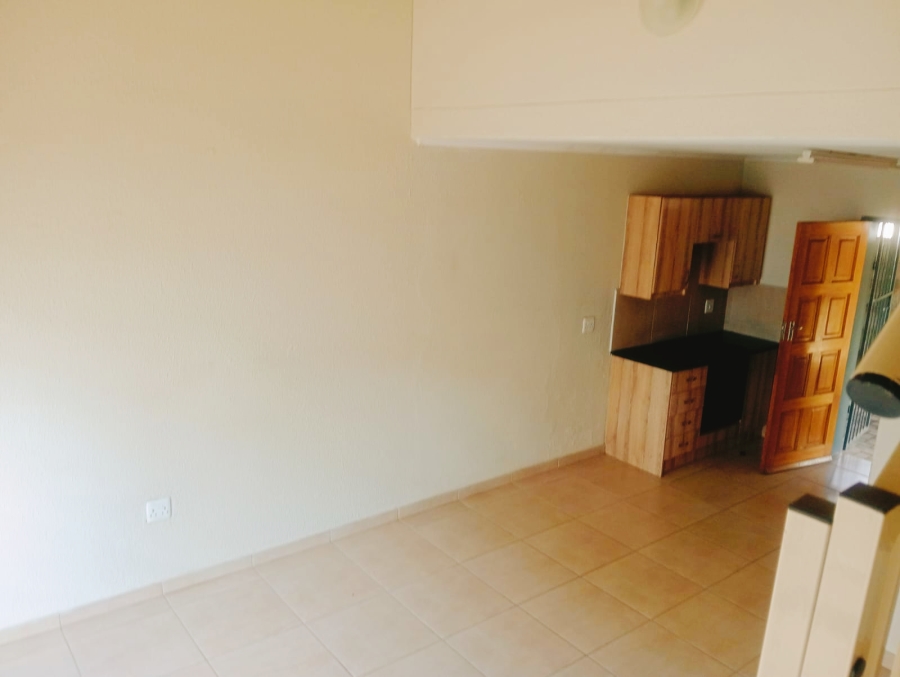 To Let 4 Bedroom Property for Rent in Pretoria West Gauteng