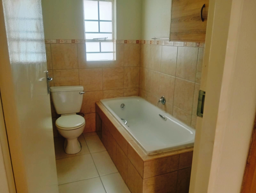 To Let 4 Bedroom Property for Rent in Pretoria West Gauteng