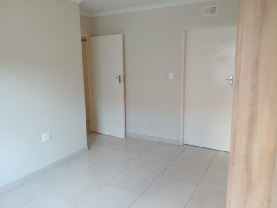 To Let 4 Bedroom Property for Rent in Pretoria West Gauteng