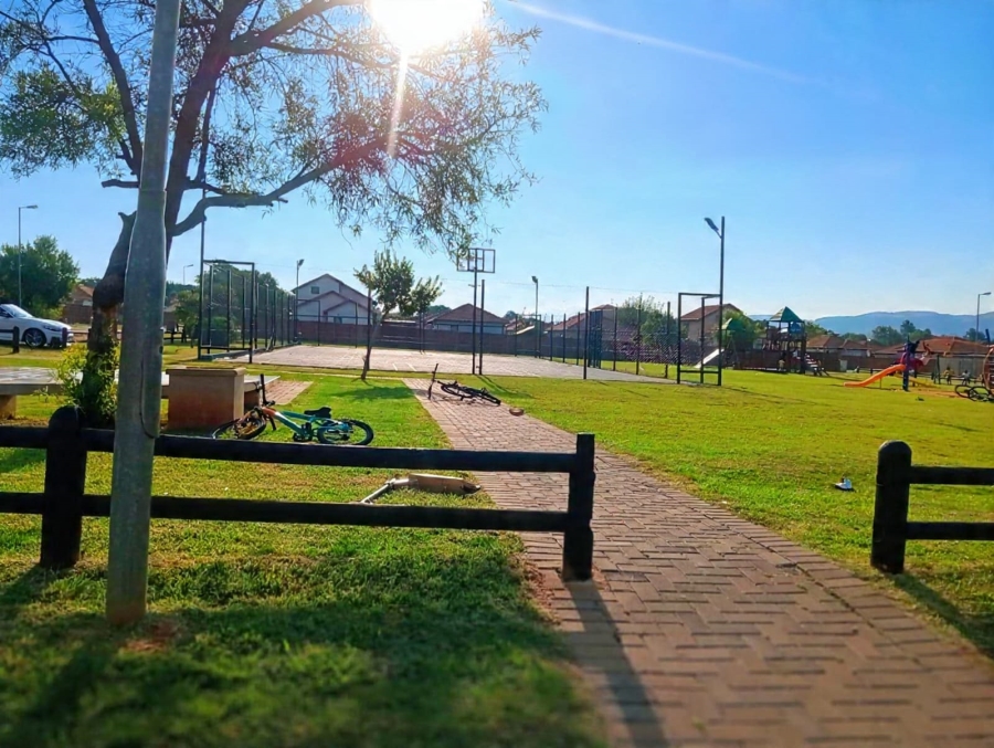 To Let 4 Bedroom Property for Rent in Pretoria West Gauteng