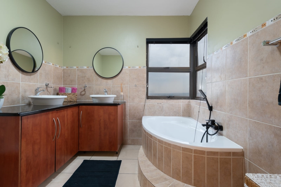 2 Bedroom Property for Sale in Bassonia Rock Gauteng