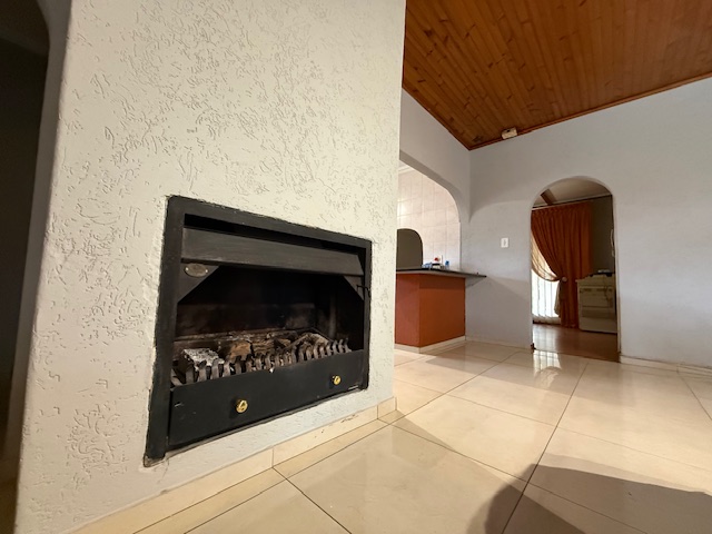 To Let 4 Bedroom Property for Rent in Norkem Park Gauteng