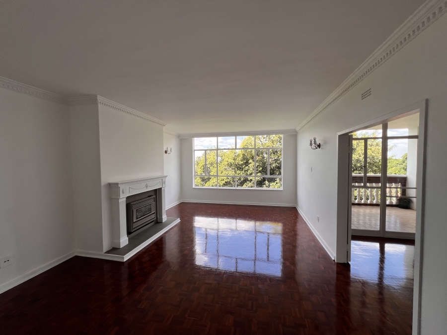 To Let 4 Bedroom Property for Rent in Illovo Gauteng