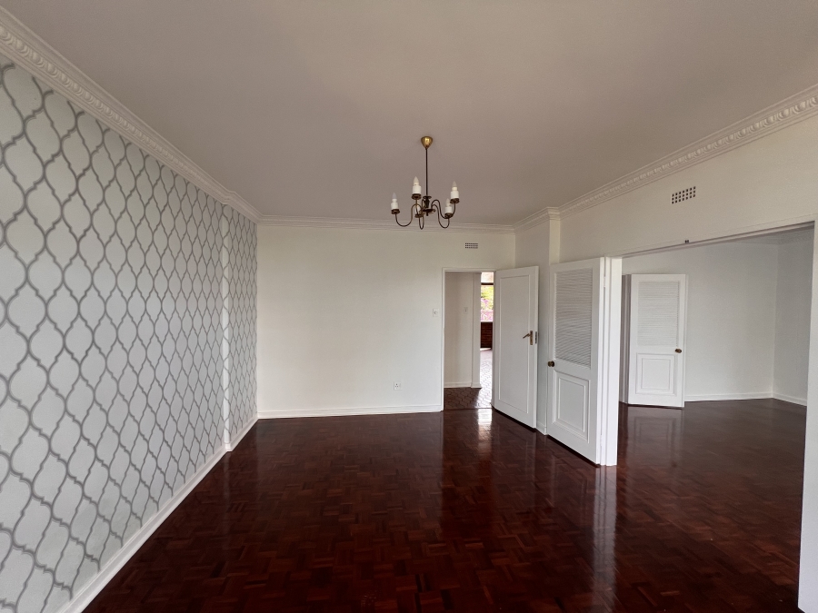 To Let 4 Bedroom Property for Rent in Illovo Gauteng