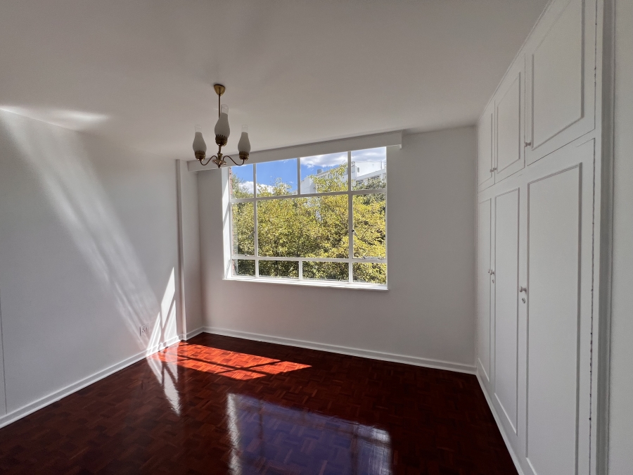 To Let 4 Bedroom Property for Rent in Illovo Gauteng